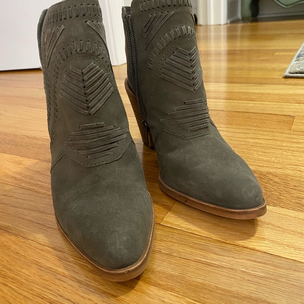Vince Camuto boots